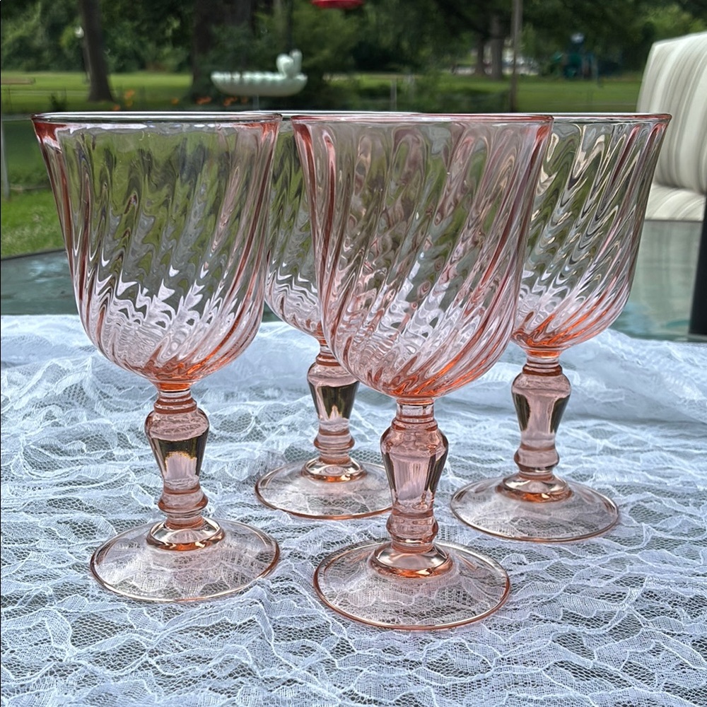Set of Pink Swirl Wine Glasses